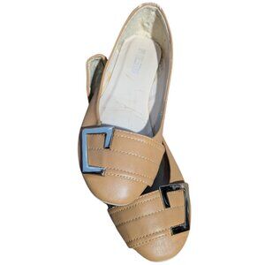 💖Host Pick💖 Lil' tan flats size 6